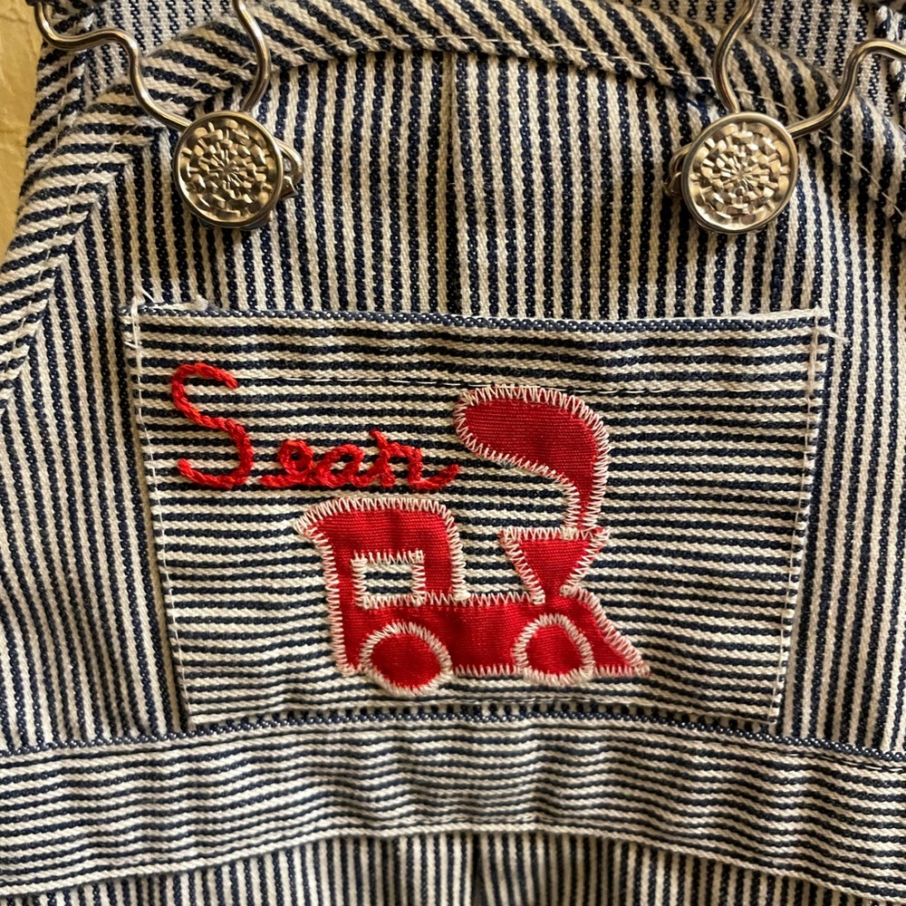 Jean - Picture 2 of 3